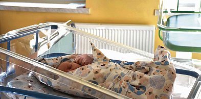 Dlaczego nas krzywdzicie? Komu zależy na zamknięciu ostrowieckiej „Porodówki”?