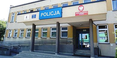 Chcieli koczować na klatce schodowej