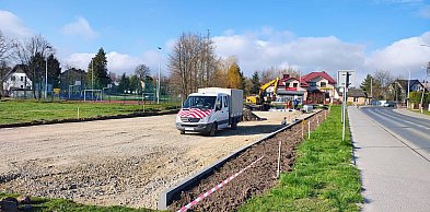 Nowy parking przy waśniowskich błoniach