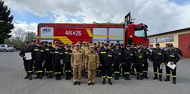 Ukończyli podstawowe szkolenie strażackie