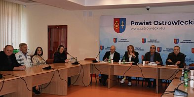 Starodroże w Ćmielowie z szansą na inwestycję-161166