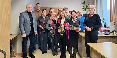 Podziękowania i życzenia dla pracowników socjalnych-161985