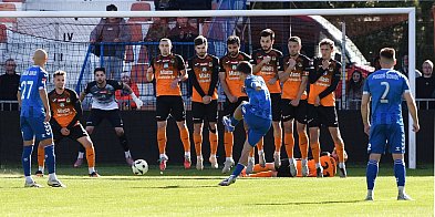 Bolesny remis w Ostrowcu