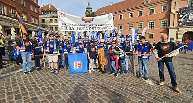 Marsz Niezadowolenia na ulicach Warszawy. Wybrzmiały też postulaty hutników-160926