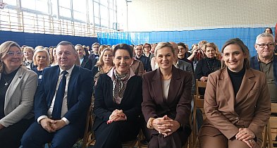 Minister Edukacji Narodowej Barbara Nowacka z wizytą w Szewnie