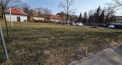 Będą nowe miejsca postojowe na os. Kuźnia