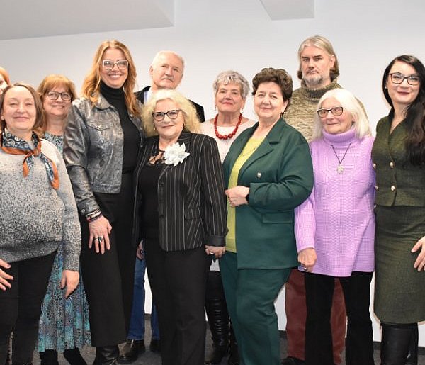 Noworocznie z ostrowieckim stowarzyszeniem twórców