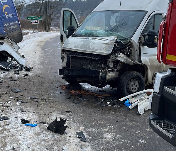 Trzy osoby poszkodowane w Jastrzębskiej Woli