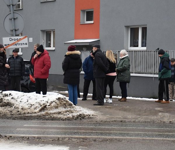 Jak wyjechać z parkingu? (WIDEO)