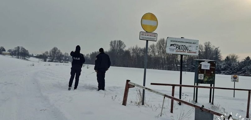 Nie wchodź na oblodzone akweny wodne