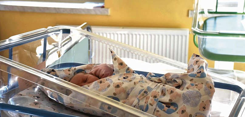 Dlaczego nas krzywdzicie? Komu zależy na zamknięciu ostrowieckiej „Porodówki”?