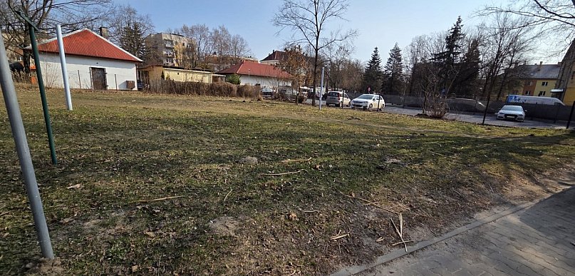 Będą nowe miejsca postojowe na os. Kuźnia