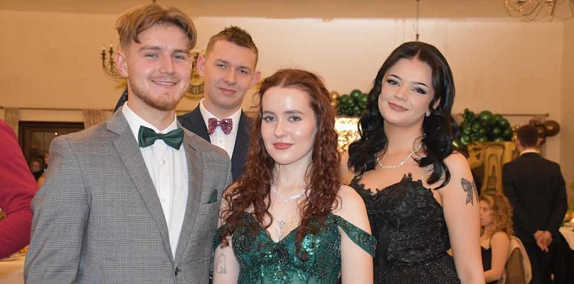 Bal Studniówkowy „Ekonomika”