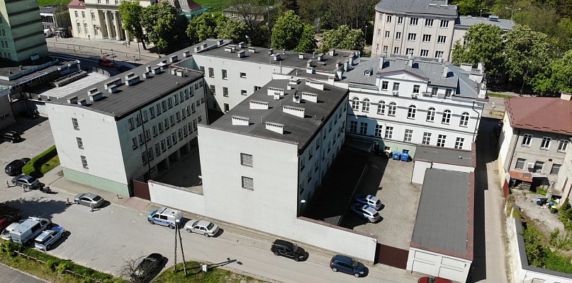 Kierował groźby karalne i uporczywie nękał