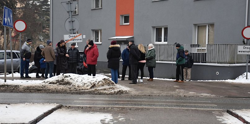 Jak wyjechać z parkingu? (WIDEO)