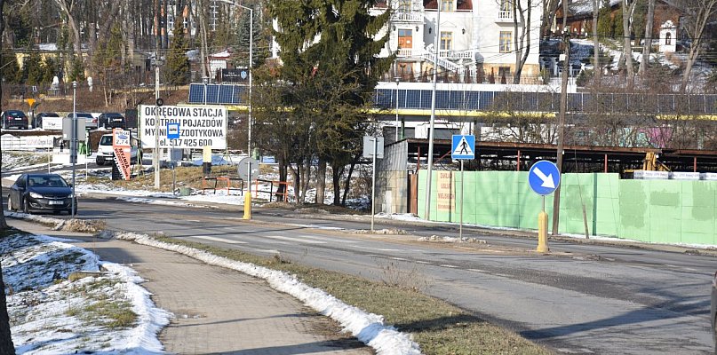 Powiat z dofinansowaniem Zamkowej w Ćmielowie. W perspektywie Żeromskiego