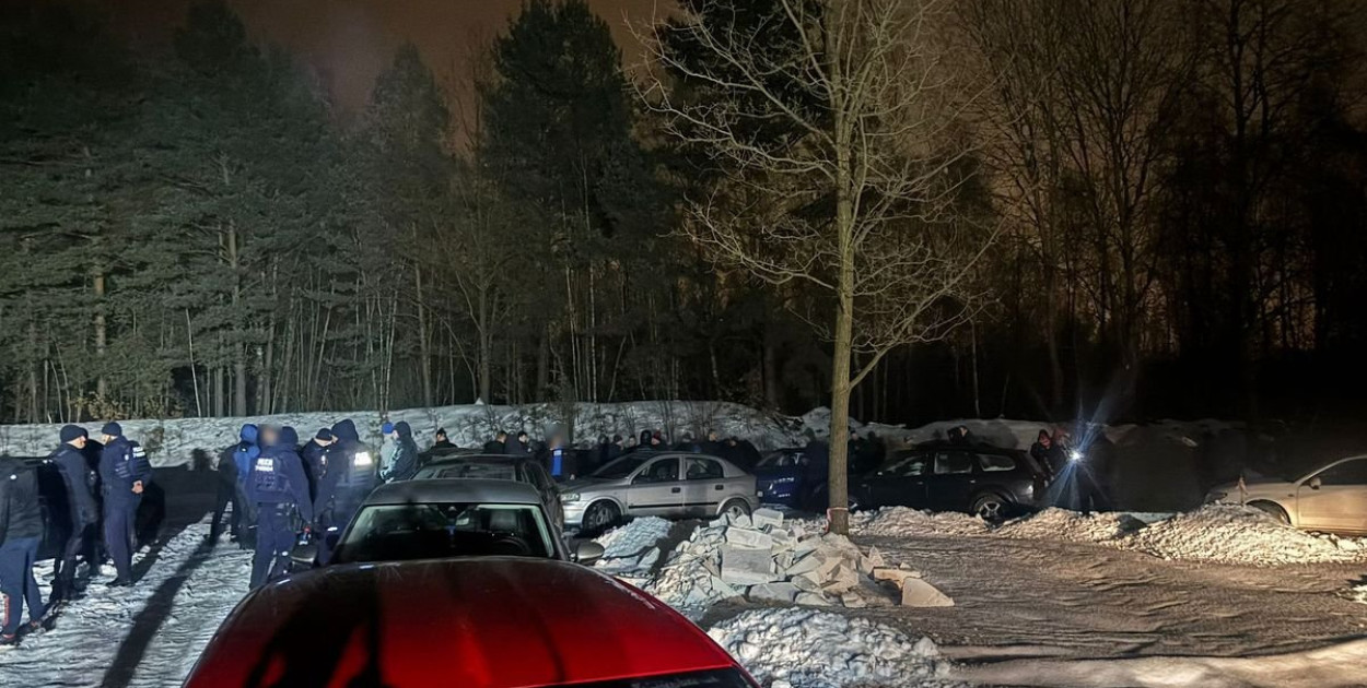 Policjanci udaremnili tzw. ustawkę kibiców