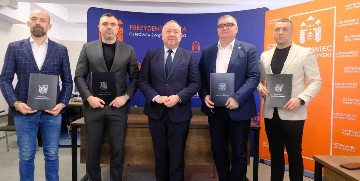 Gmina Ostrowiec Świętokrzyski przekazała 1,8 mln złotych na zespoły ligowe!