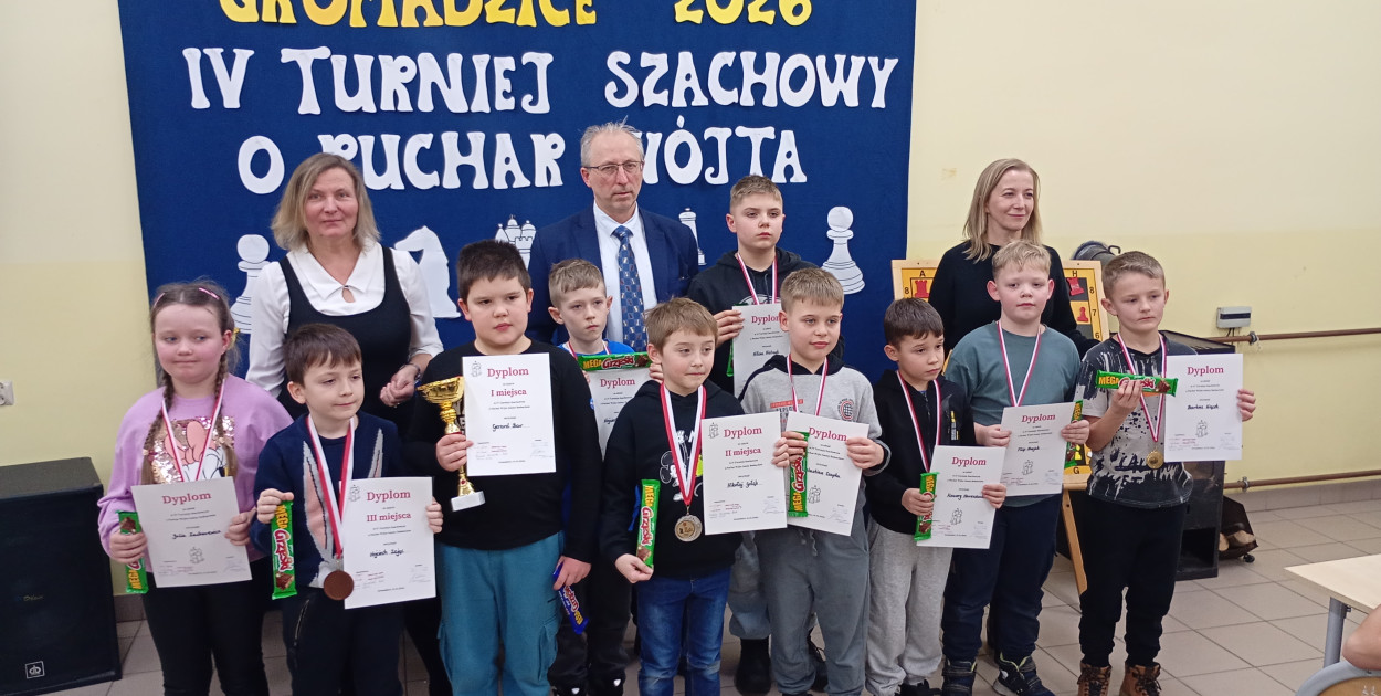 IV Turniej Szachowy o Puchar Wójta Gminy Bodzechów w Gromadzicach