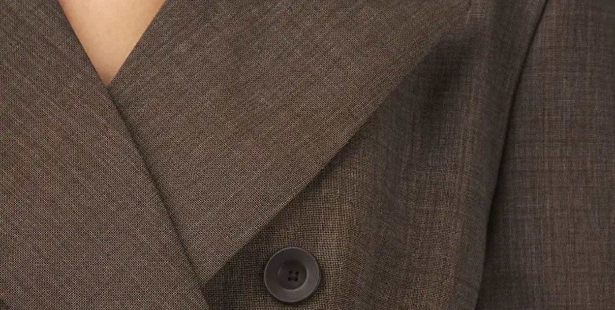 Naturalna elegancja i spójna garderoba premium