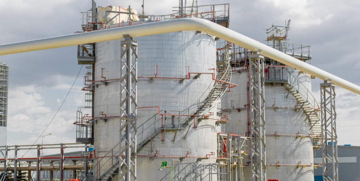 Kiedy wykonać ocenę zagrożenia wybuchem i kto za nią odpowiada? Sprawdź, zanim nar