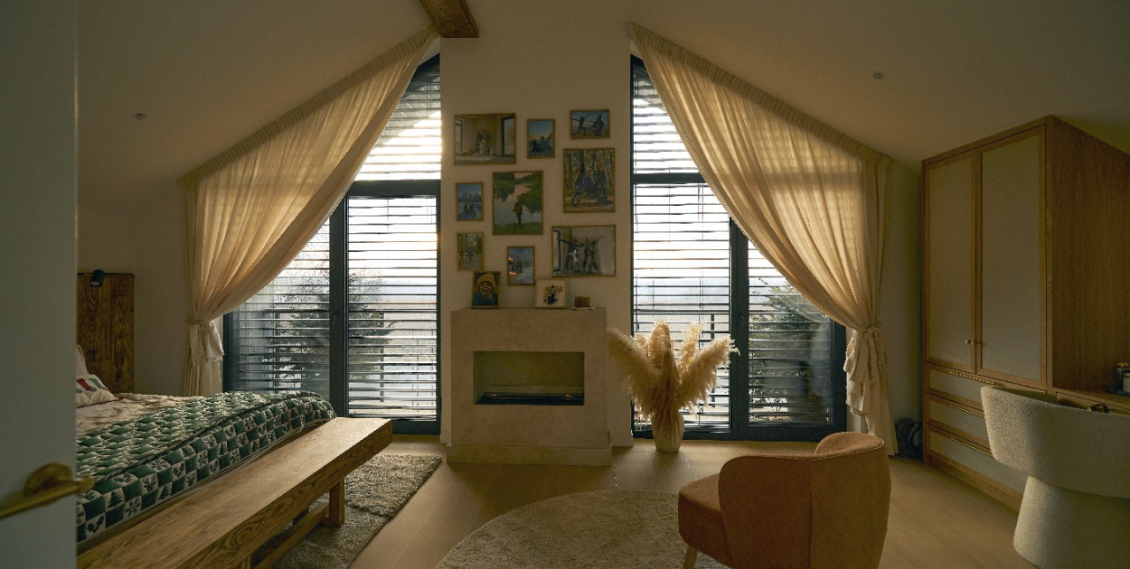 Tkaniny do rolet rzymskich i zasłon, które zmieniają wnętrze