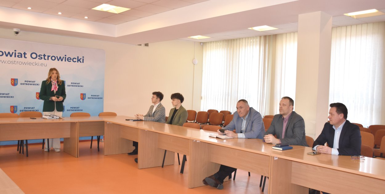Powstał Zespół Do Spraw Rozwoju Powiatu Ostrowieckiego