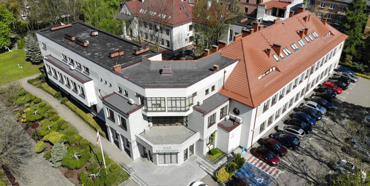 Wandale staną przed sądem