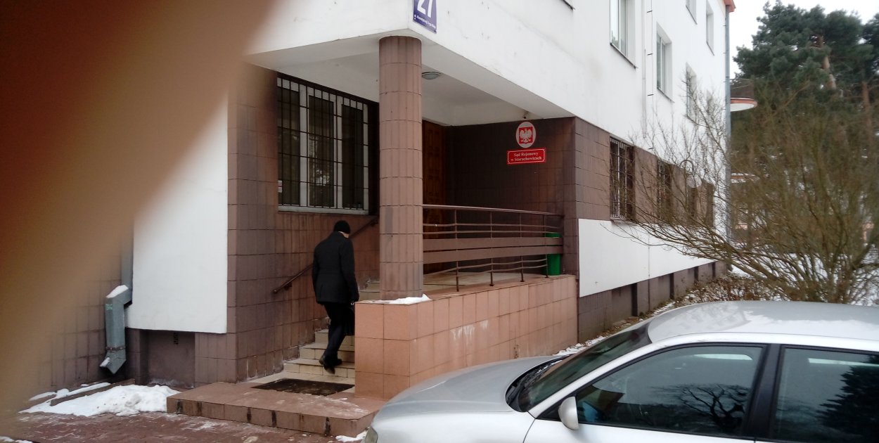 Sześciu pseudokibiców odpowie za udział w bójce